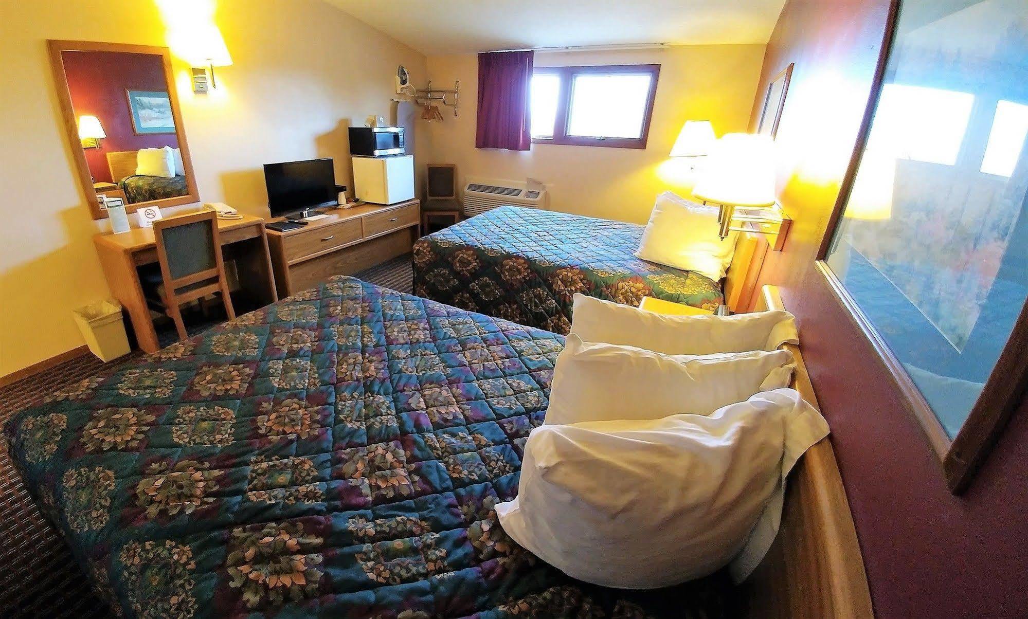 Red Carpet Inn - Windom Bagian luar foto